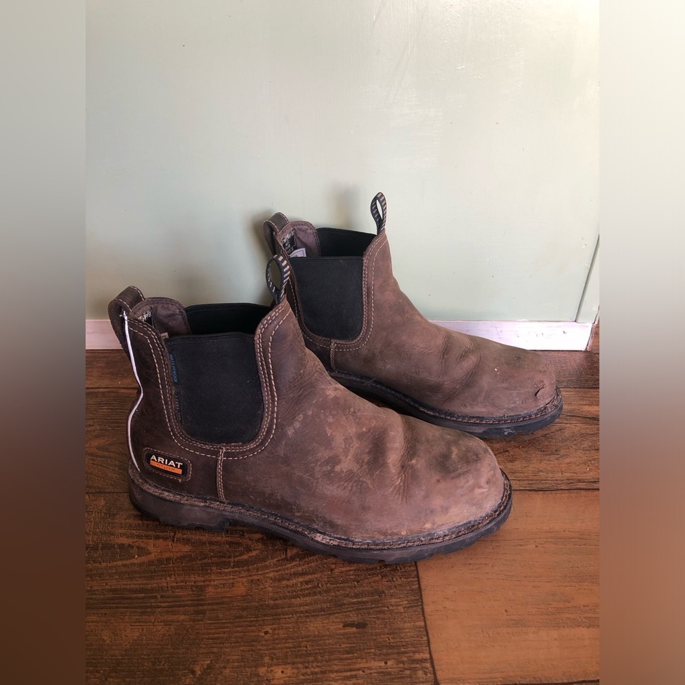 ARIAT Chelsea Waterproof Composite Toe Work Boots 10.5EE Pull On Shoe Boot READ